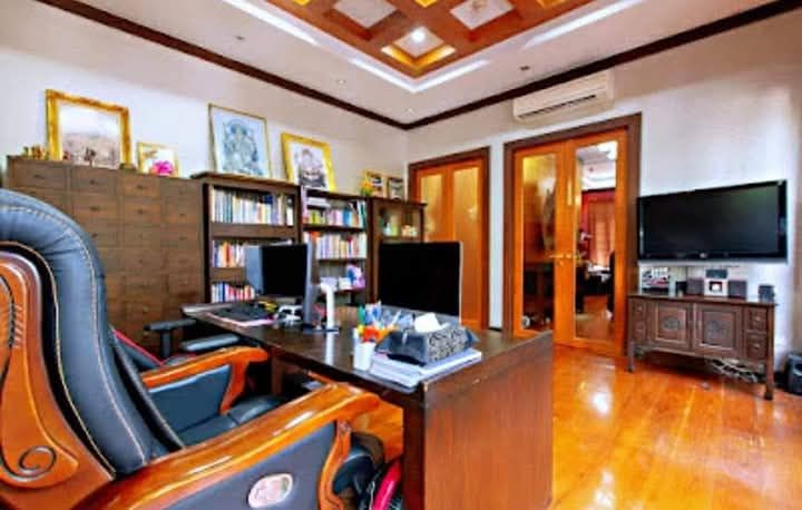 Bali-Style Pool Estate of 4 Houses in Kaset–Nawamin, 386 sq wah, photo 11