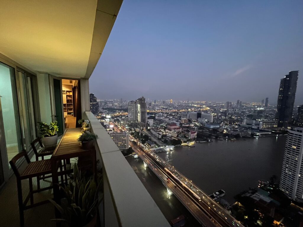 Chao Phraya Riverside Condo near ICONSIAM, 136 sq m, 2 Bedrooms, 48th Floor, photo 1
