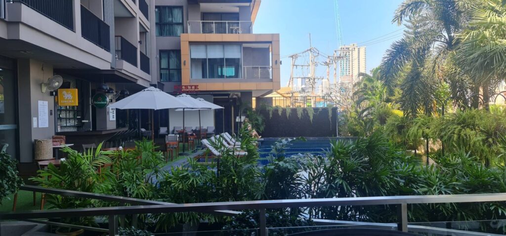 120-Room Hotel in North Pattaya, 370 sq wah of Land, photo 1