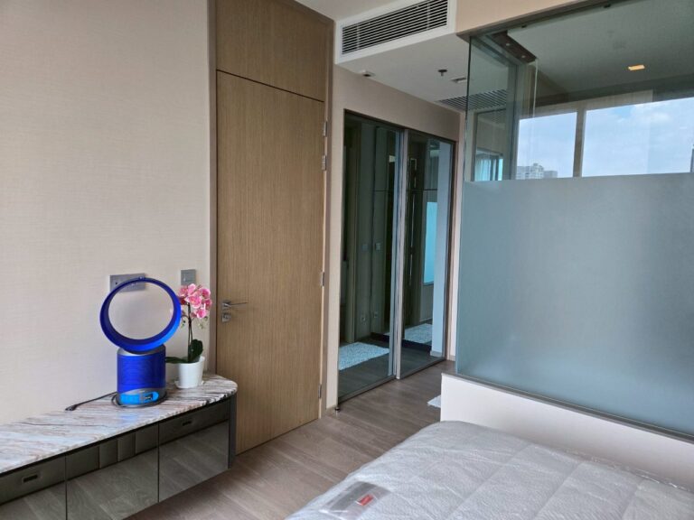 1-Bedroom Condo in Central Asoke, 47 sq m, near MRT and BTS, photo 4