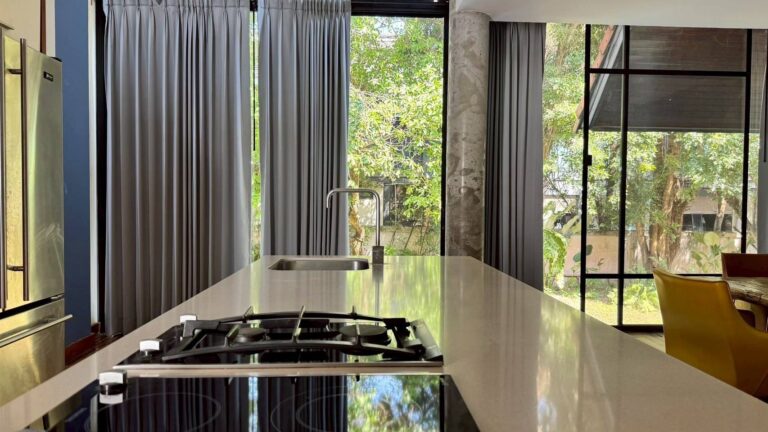 Luxury Pool House on Ram Inthra Soi 31, Bangkok, 200 sq wah, 3 Bedrooms, photo 6