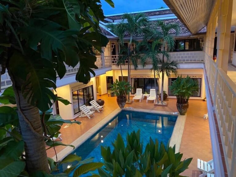 18-Room Pool Villa Hotel on Pratumnak Hill, Pattaya, 206 sq wah, photo 5