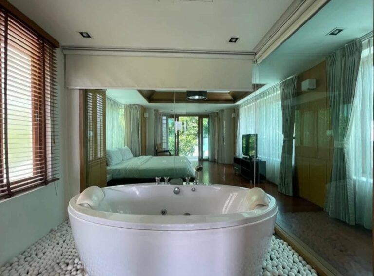 Beachfront Pool Villa on Wong Amat, 326 sq.wah, Leased at THB 290,000 a Month, photo 7
