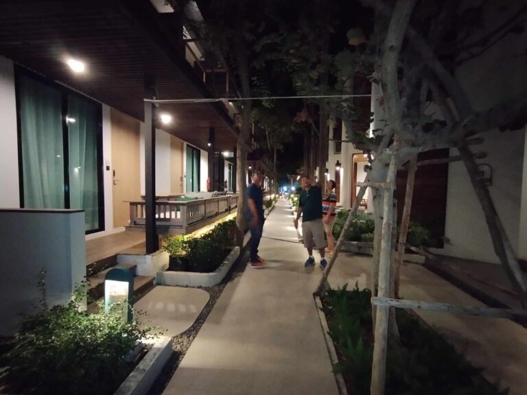 七岩海滨路38间客房酒店,土地1莱80平方哇(第3张照片)