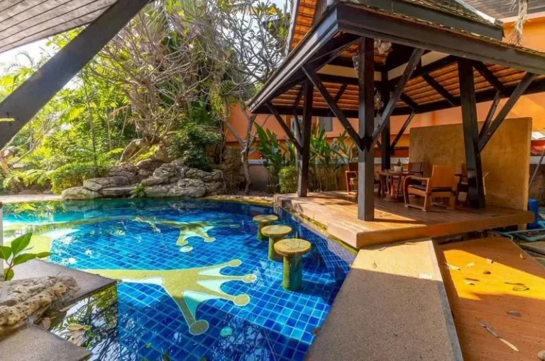 Pool Villa in Na Jomtien, Pattaya, 121 sq wah, 4 Bedrooms, photo 10