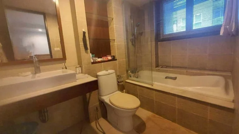 Renovated 2-Bedroom Condo on Sukhumvit 61, Ekkamai, 107 sq m, photo 10
