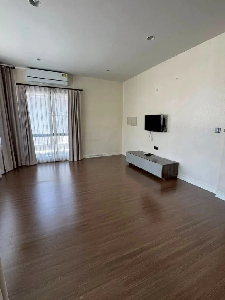 Corner Detached House in Krungthep Kreetha, 70 sq wah, 4 Bedrooms, photo 13