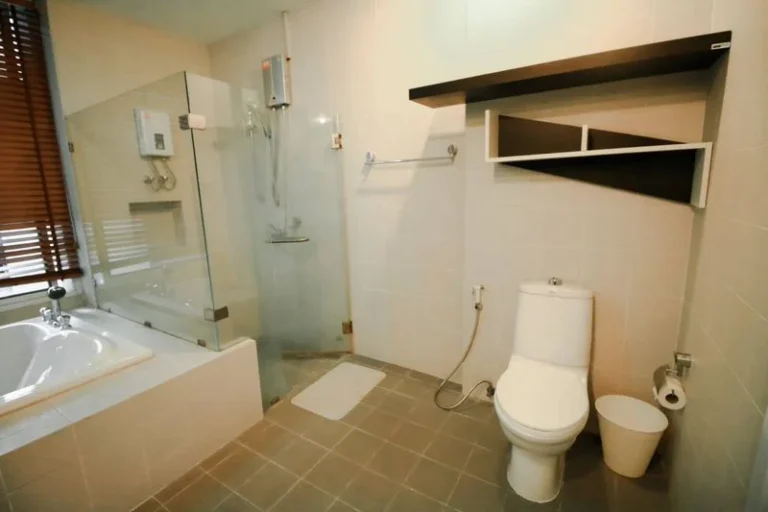 3-Storey Townhouse in Sathorn–Narathiwas, 230 sq.m., 3 Bedrooms, photo 15