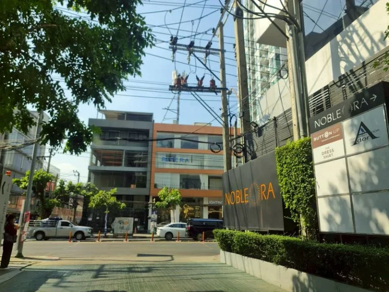2-Bedroom Corner Condo in Thong Lo, Bangkok, 139 sq m, 3 Balconies, photo 17