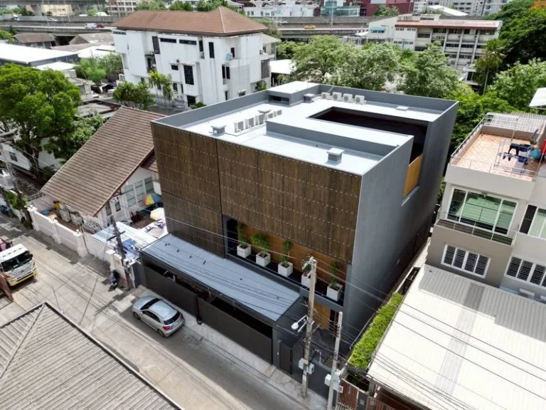 3-Storey Luxury House with Pool near Rama 9, 775 sq m on 102 sq wah, photo 10