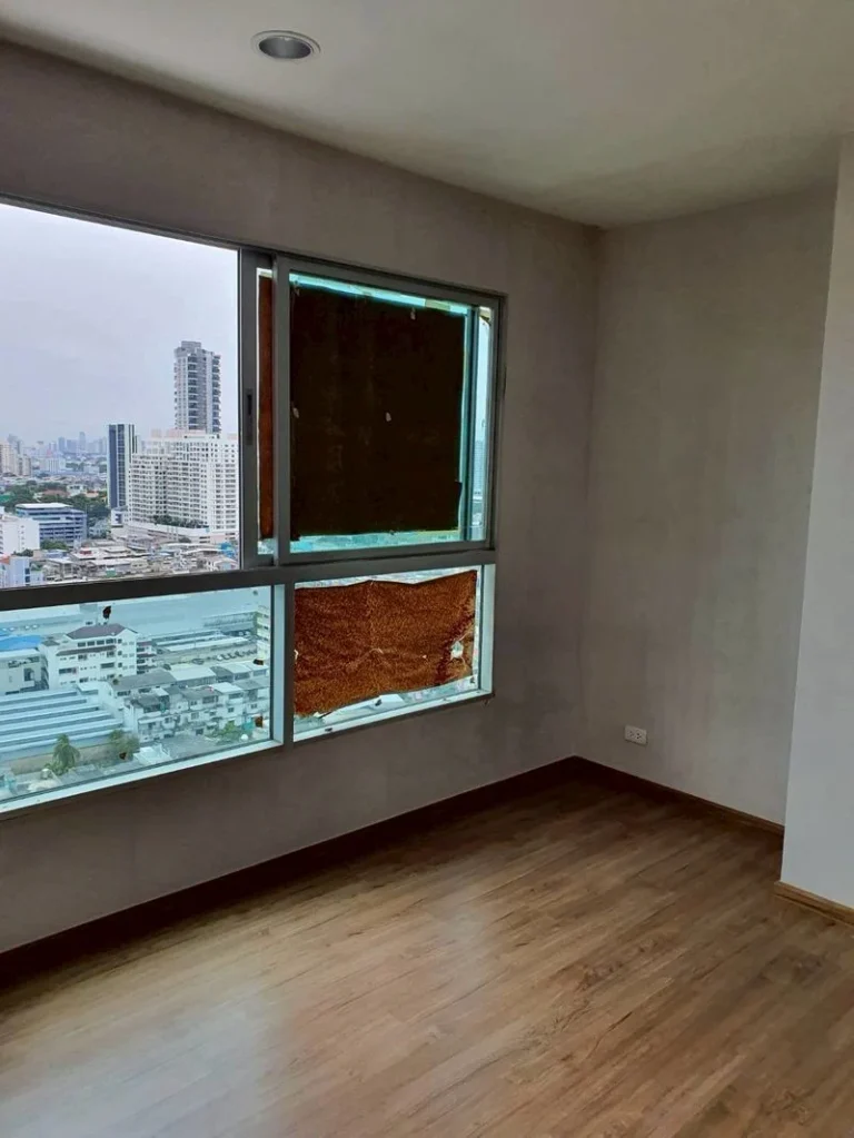 1-Bedroom Corner Condo on Chan Road, Sathorn, 32 sq.m., Sold with Tenant, photo 3