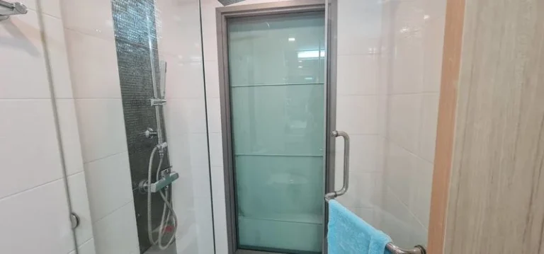 1-Bedroom Corner Condo in Na Kluea, Pattaya, 43.7 sq.m., Pool View, photo 3