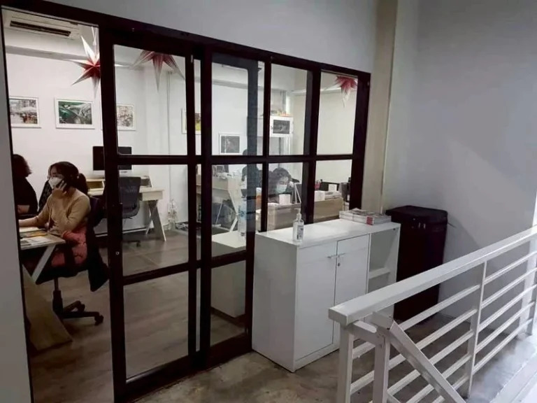 3-Storey Commercial Building in Silom, Leased at THB 95,000 a Month, photo 3