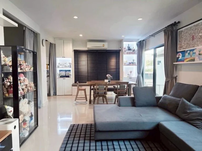 3-Bedroom Detached House in Pattanakarn, 65 sq.wah, End Plot, photo 3