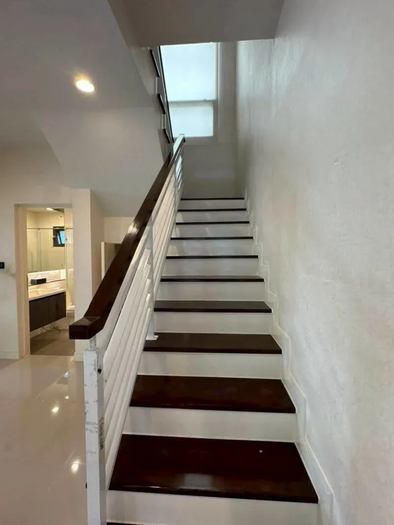 Corner Detached House in Krungthep Kreetha, 70 sq wah, 4 Bedrooms, photo 4