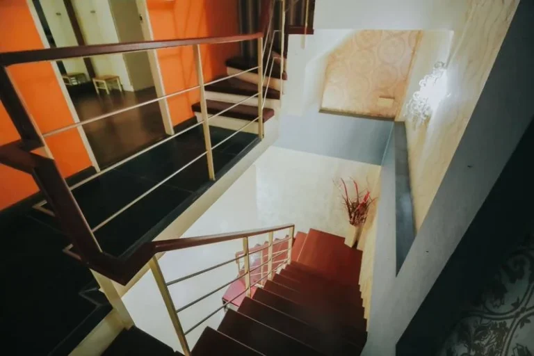 3-Storey Townhouse in Sathorn–Narathiwas, 230 sq.m., 3 Bedrooms, photo 4