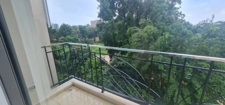 1-Bedroom Corner Condo in Na Kluea, Pattaya, 43.7 sq.m., Pool View, photo 5
