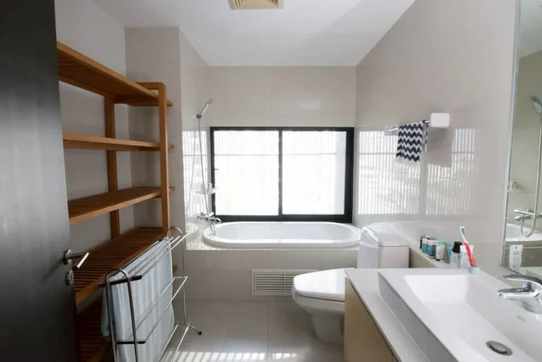Furnished 2-Bedroom Condo in Thong Lo, 74 sq.m., High Floor, photo 5