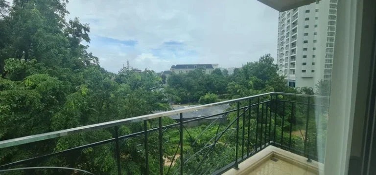 1-Bedroom Corner Condo in Na Kluea, Pattaya, 43.7 sq.m., Pool View, photo 6