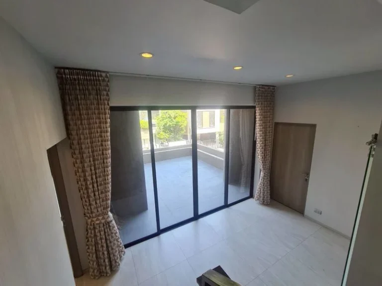 3-Storey Detached House in Krungthep Kreetha, 420 sq.m., 4 Bedrooms, photo 8