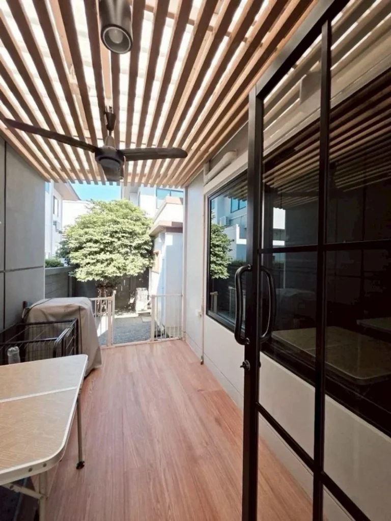 3-Bedroom Detached House in Pattanakarn, 65 sq.wah, End Plot, photo 8