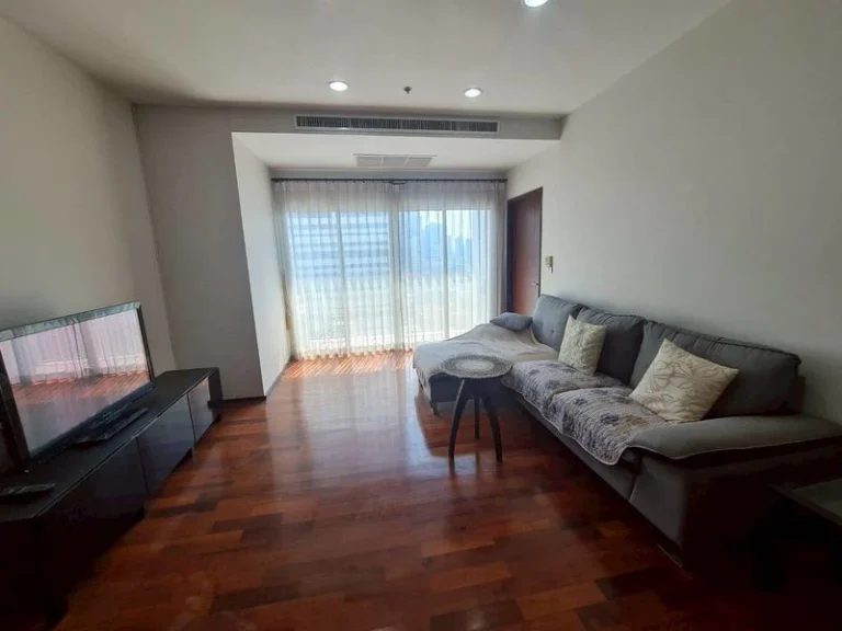 2-Bedroom Corner Condo in Thong Lo, Bangkok, 139 sq m, 3 Balconies, photo 8