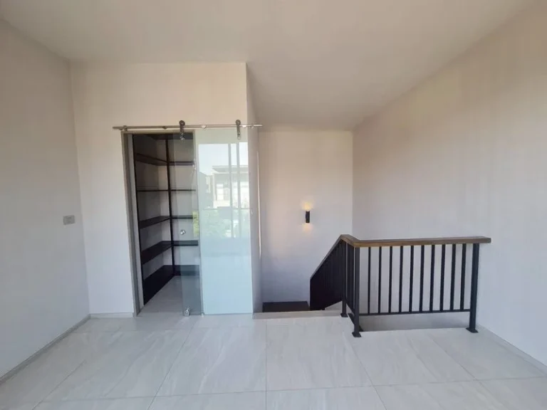 3-Storey Detached House in Krungthep Kreetha, 420 sq.m., 4 Bedrooms, photo 9