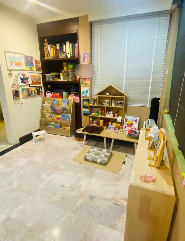 Multi-purpose room with built-in bookshelves